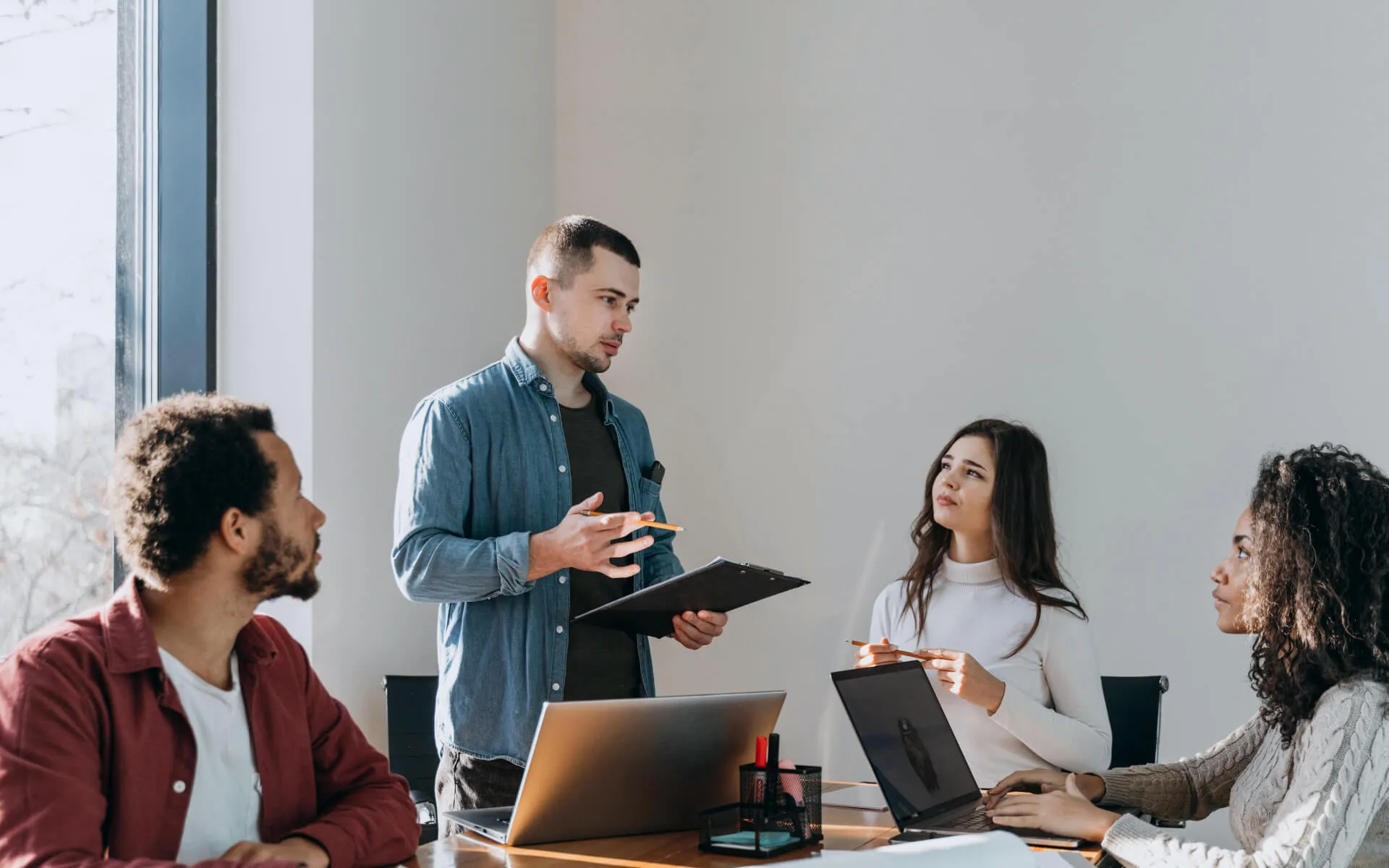 Equipe Debit — empresa especializada em cálculos jurídicos e trabalhistas